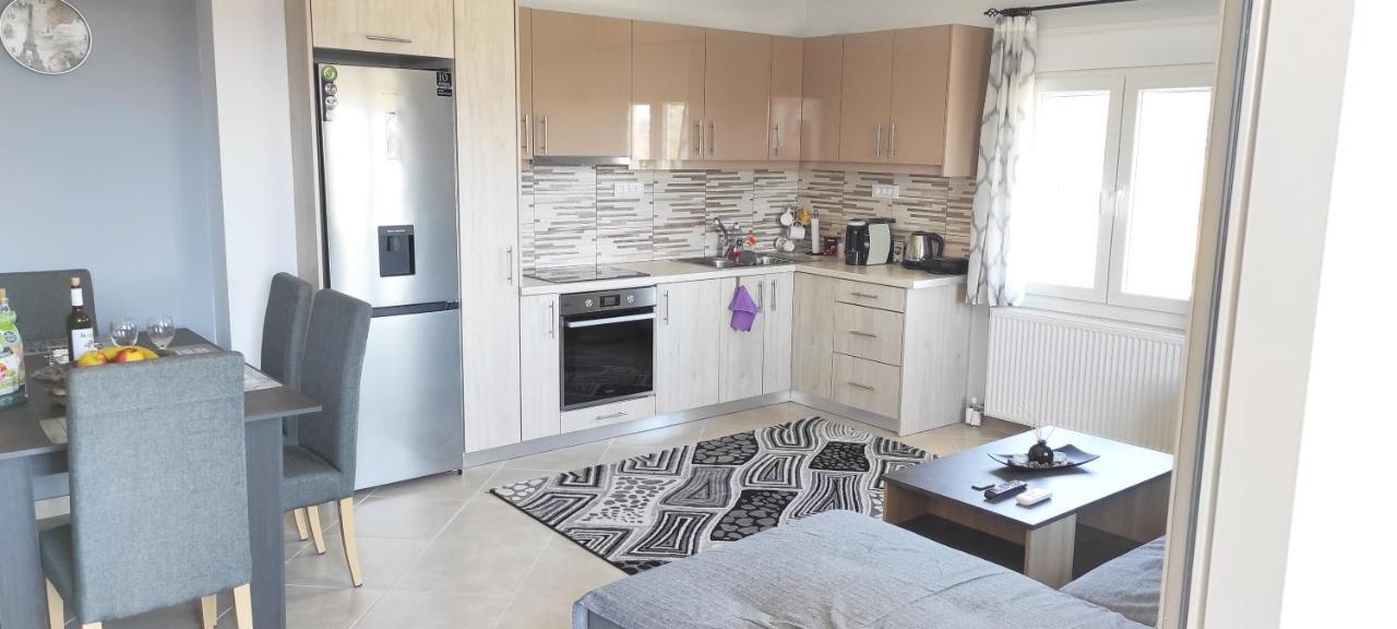 Spiros - Full Renovated House 2022 Apartment Mármaron Екстериор снимка