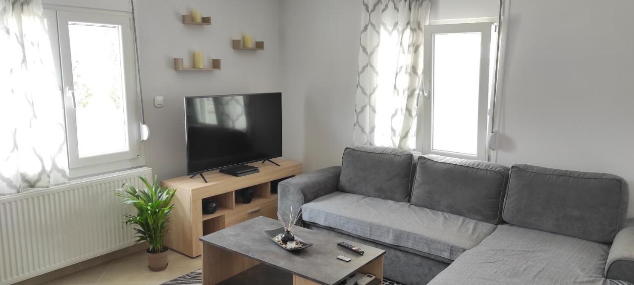 Spiros - Full Renovated House 2022 Apartment Mármaron Екстериор снимка